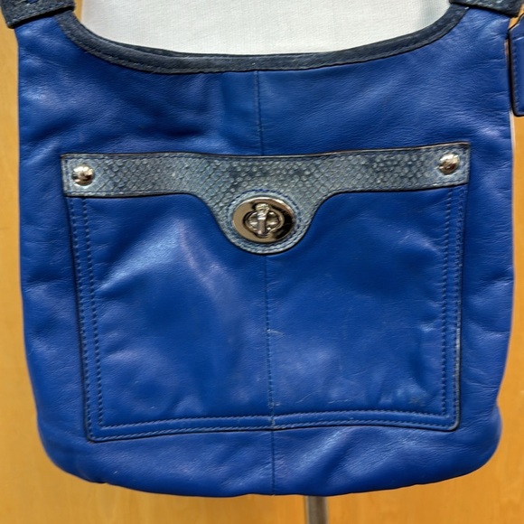 Leather Coach Blue Crossbody - Picture 2 of 6